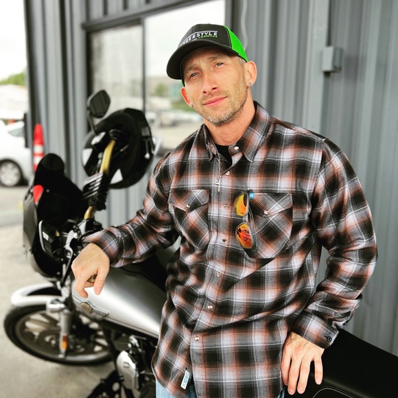 Meet your Posher, David - Picture 1 of 2